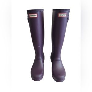 Hunter Tall Purple Rain Matte Boots Size 8/39